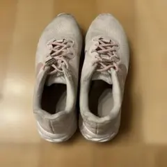 Nike ピンク　ウィメンズ レボリューション 6 ネクストネイチャー