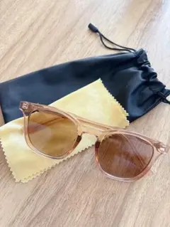 サングラス 収納袋付き