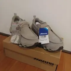 MIZUNO Wave Prophecy Moc “Suede Taupe”