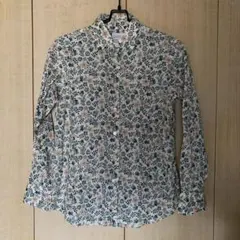 1 鎌倉シャツ　リバティ　花柄シャツ