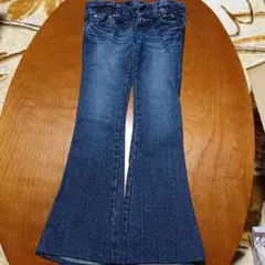 ブーツカットデニム フロントスリット ダークブルー