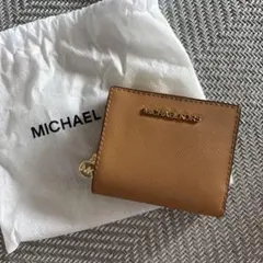 半額値下げ新品⭐︎MICHAELKORS 二つ折り財布　MKチャームマイケルコース