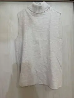 ZARA タートルネック ノースリーブニット