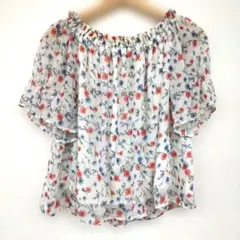 ▢INGNI花柄オフショルダートップス