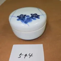 544　白地桔梗蓋物　有田焼