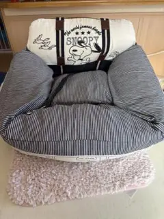 ぽ*ち様 送料込み　ペットパラダイス　スヌーピー　ドライブ用ベッド　Ⅰ