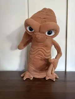 E.T. ぬいぐるみのサムネイル