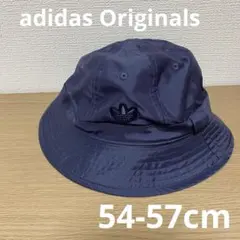 【新品】アディダスオリジナルス　バケットハット　小さめ　54-57cmのサムネイル