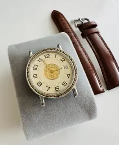 【美品/稼働品】エルメス セリエ デイト ラウンド 新品電池 32mm ボーイズのサムネイル
