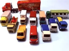 ア*サ様 【トミカ】働く車トラック他 11台 プラス おまけ1台 まとめ