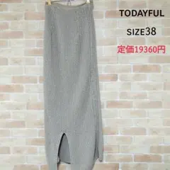 【美品】 TODAYFUL ラインニットスカート ベージュ size38のサムネイル