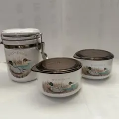 陶器製キャニスター・蓋付き保存容器2個セット　新品未使用
