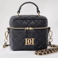 ダーリッチ キルティングスクエアミニバッグ ブラック