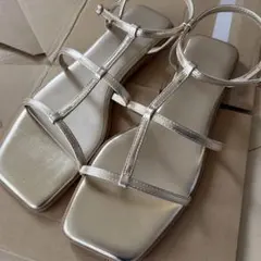 ナローストラップフラットサンダル　GUのサムネイル