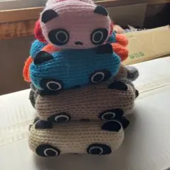 可愛すぎ！ハンドメイドのカラフルなパンダのあみぐるみセット