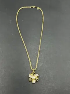 NINA RICCI ニナリッチ スターモチーフ フェイクパール ネックレス 