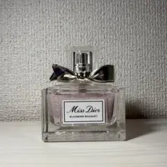 【30ml】Dior ブルーミングブーケ 香水 ミスディオール フレグランスのサムネイル