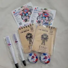ミャクミャクセット☆万博　EXPO ボールペン　缶バッジ　メモ帳　ステッカー