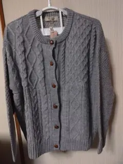 新品グレー ケーブルニット カーディガン　Lサイズ