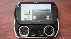 PSPgo 本体 ピアノブラック【PSP go】