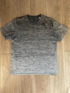 アディダスadidas グレー サッカー　スポーツウェア