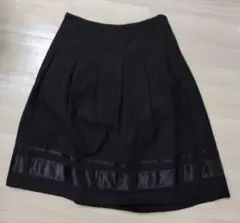 黒のフレアスカート サイズ36のサムネイル