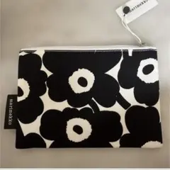 マリメッコ marimekko ウニッコ ポーチ ブラック ホワイト KAIKAのサムネイル