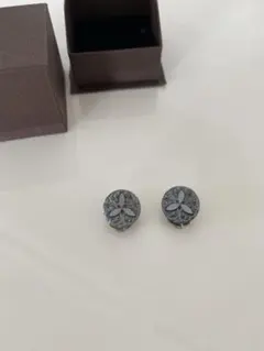 お値引きしました‼︎新品　未使用　CHANELボタン　イヤリング