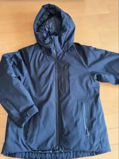 ユニクロ　シームレスダウン　ブラックフード付き