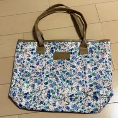 LOWRYS FARM 花柄トートバッグのサムネイル