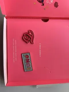 TWICE ONCE ピンバッジセット