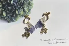 ハンドメイドイヤリング パールと花モチーフ