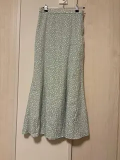 GU ミントグリーン フラワープリント フレアスカート M