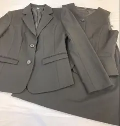 ブラックスカートセットアップ ふたつボタンジャケット ベスト スカート