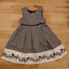 音符と猫刺繍のノースリーブワンピース　オンワード樫山　130cm 子供
