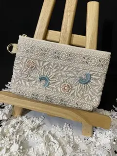 綺麗な刺繍　インドリボンポーチ　　　16cm ハンドメイド♪