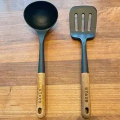 ストウブ　STAUB 2点　スープレードル サービングターナーのサムネイル