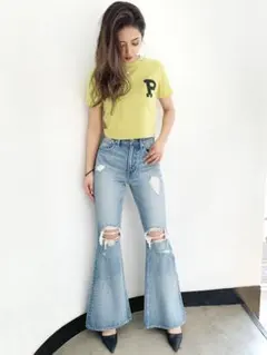 夏に♡ GYDA ジェイダ KNEEダメージベルボトムデニムパンツ Sサイズのサムネイル