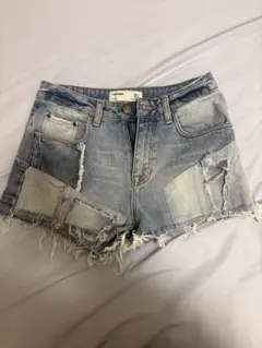 ZARA ダメージ加工ショートパンツ 25