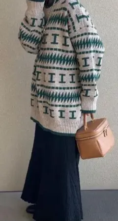 【新品未使用】ワンダールーム ニットセーター 長袖