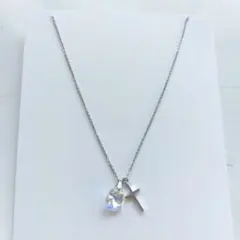 オーロラドロップクリスタルと十字架のネックレス