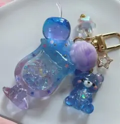レジンキーホルダー　シェイカーチャーム　シャカシャカ　パープル×ブルー