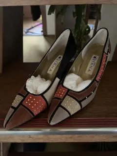 【発送2月末】DIANA マルチカラースタッズパンプス 24cm