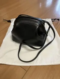 美品】BEAURE/ビュレ/パフポシェット/レザーショルダーバッグ/牛革/黒 