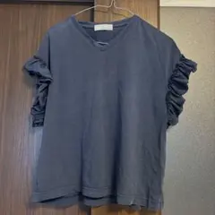 green label relaxing フリルスリーブVネックTシャツのサムネイル