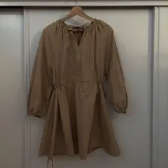 ZARA ベージュ 長袖カットソーワンピース