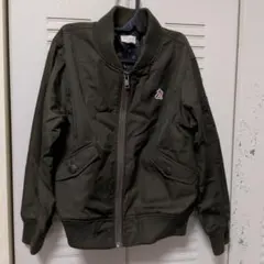 オリーブ色 ジッパー式ブルゾン