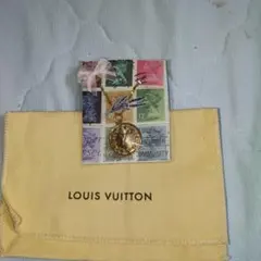 LOUIS VUITTON ゴールドカラー ネックレス　未使用のサムネイル