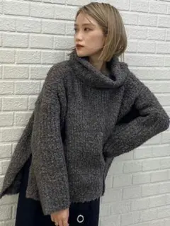 ルーズニットポンチョ