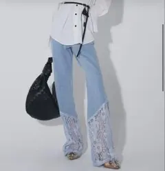 メルカリに1点❣️ANDREA&Co. ビンテージウォッシュデニム